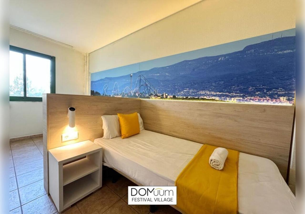 Domuum Holidays - Festival Village Salou Esterno foto
